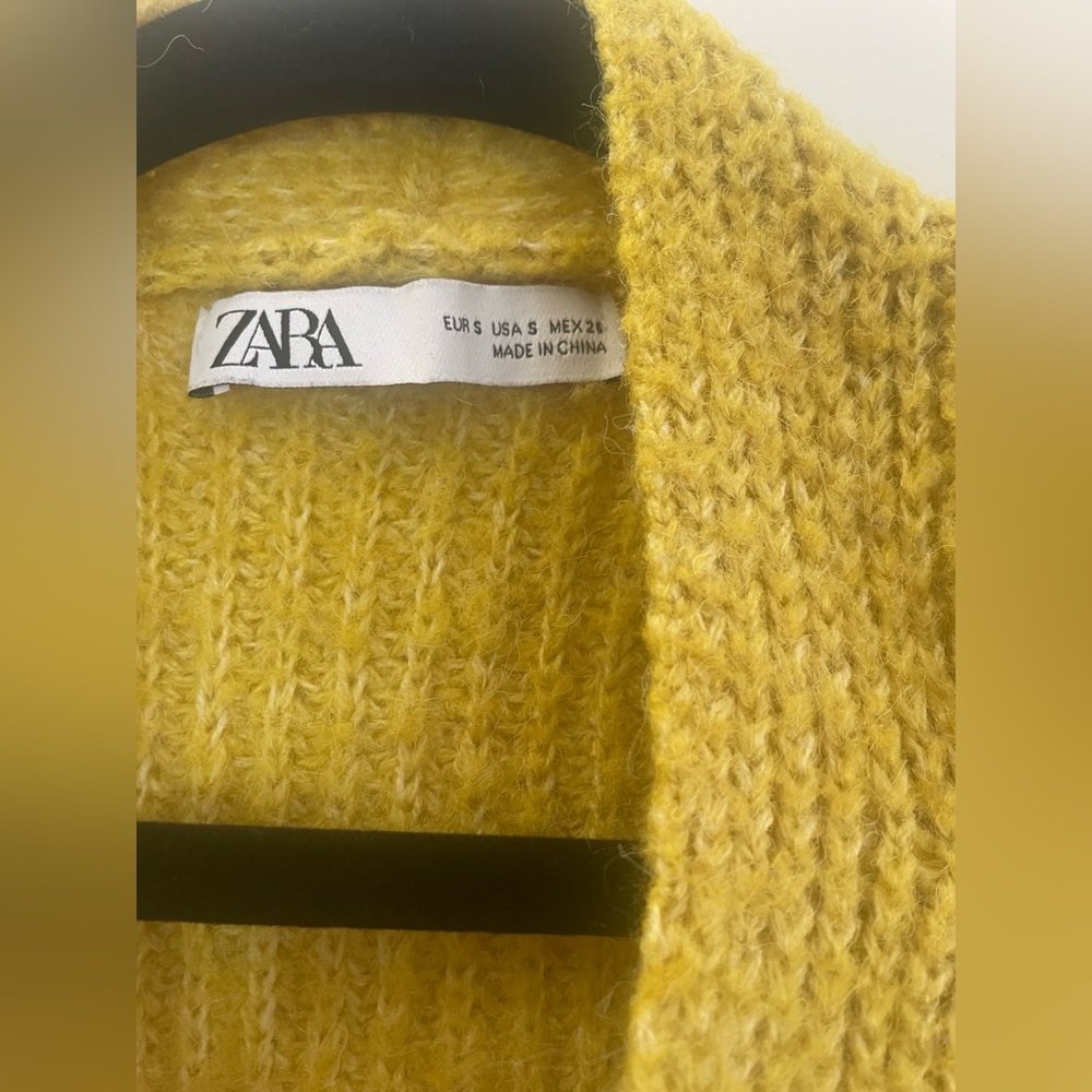Zara Oversized Yellow Cardigan - Size Small - Picture 3 of 9
